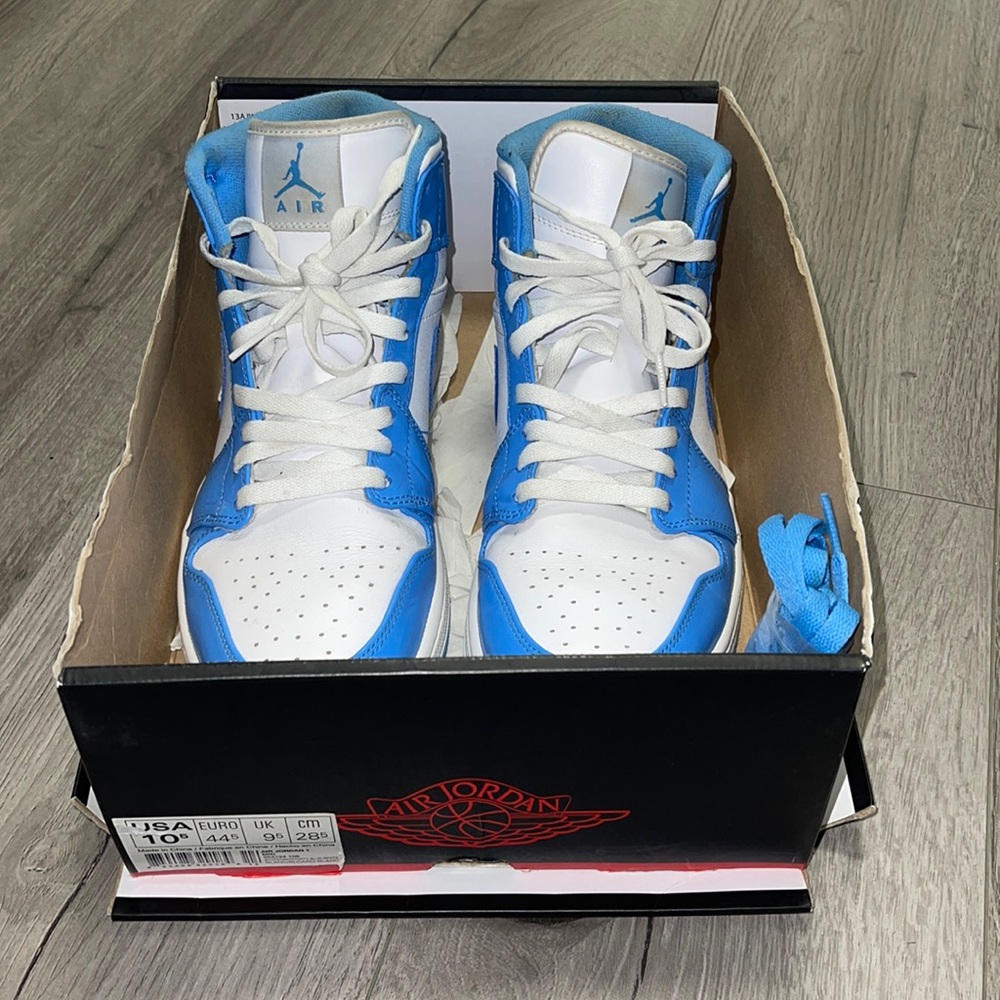 STILL AVAILABLE - Air Jordan Mid Mens